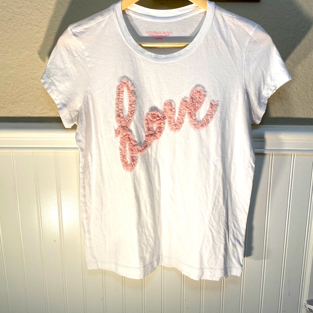 Victoria’s Secret T-shirt Medium White light Pink Love Ruffle Appliqué cotton.